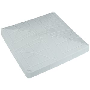 The Hall 15x 3" Molded Bases